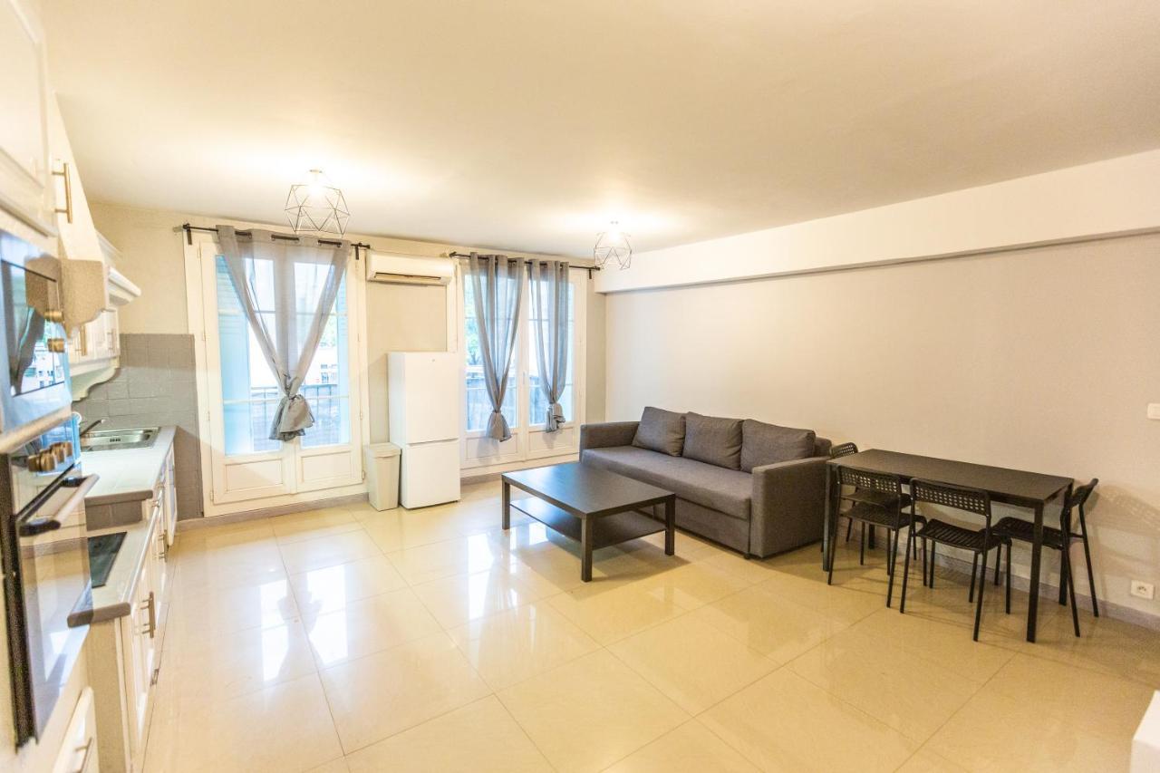 Superbe T4 Renove Spacieux Avec Stationnement Libre Et Gratuit Appartement Marseilles Buitenkant foto