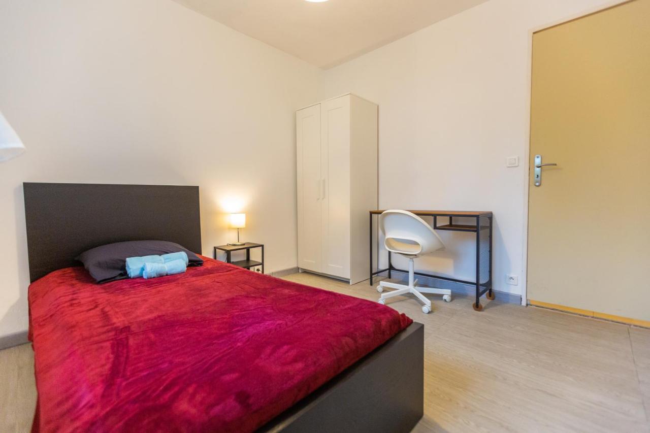 Superbe T4 Renove Spacieux Avec Stationnement Libre Et Gratuit Appartement Marseilles Buitenkant foto