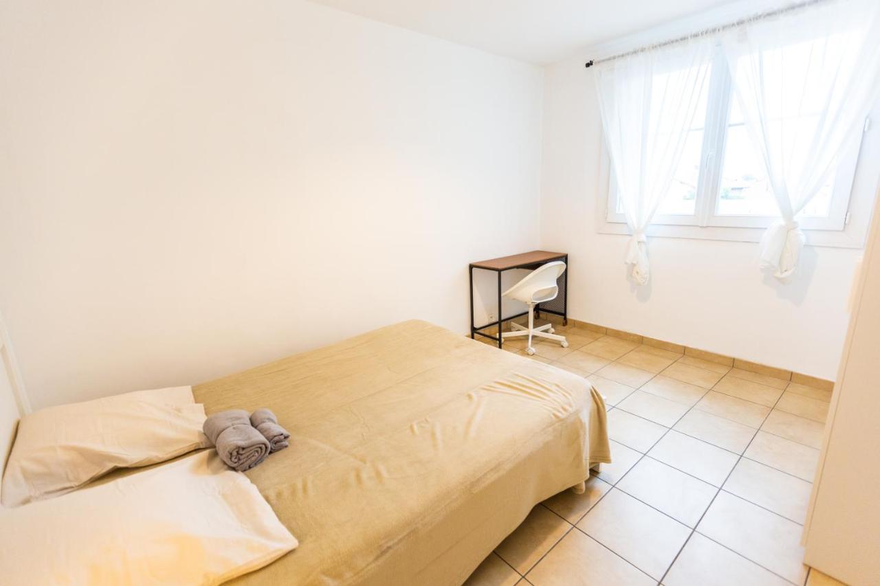 Superbe T4 Renove Spacieux Avec Stationnement Libre Et Gratuit Appartement Marseilles Buitenkant foto