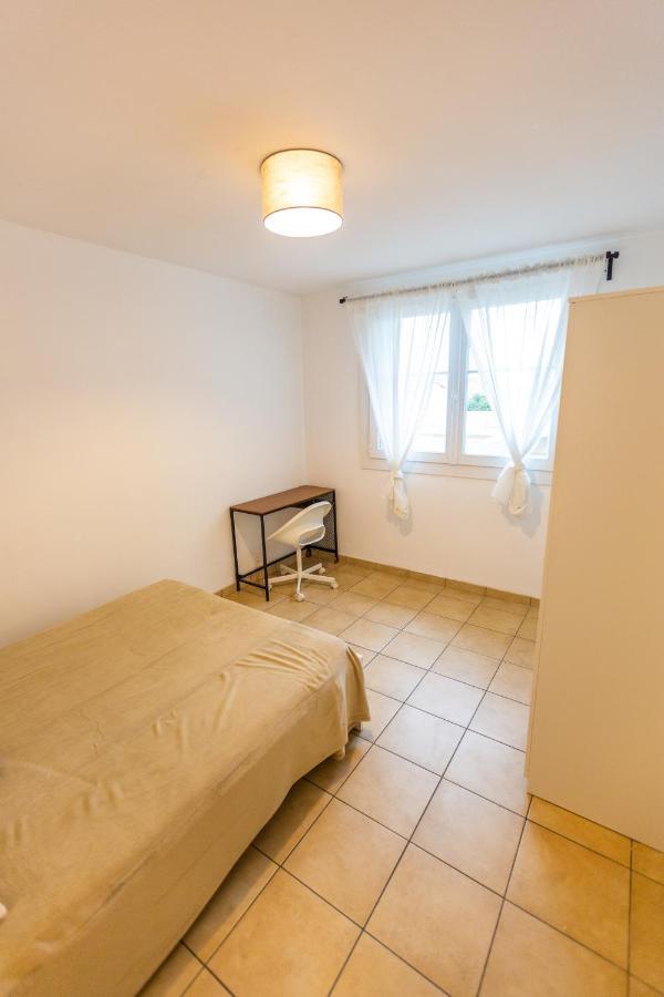 Superbe T4 Renove Spacieux Avec Stationnement Libre Et Gratuit Appartement Marseilles Buitenkant foto