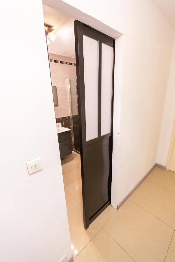 Superbe T4 Renove Spacieux Avec Stationnement Libre Et Gratuit Appartement Marseilles Buitenkant foto
