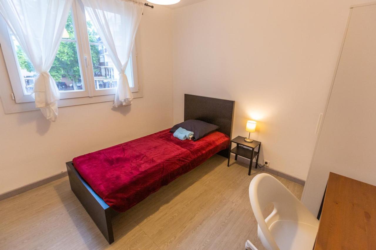 Superbe T4 Renove Spacieux Avec Stationnement Libre Et Gratuit Appartement Marseilles Buitenkant foto